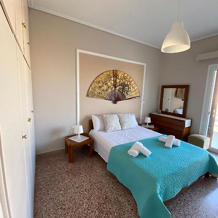 Mpanos Sea Apartment 2 Loutra Oraias Elenis Exteriör bild